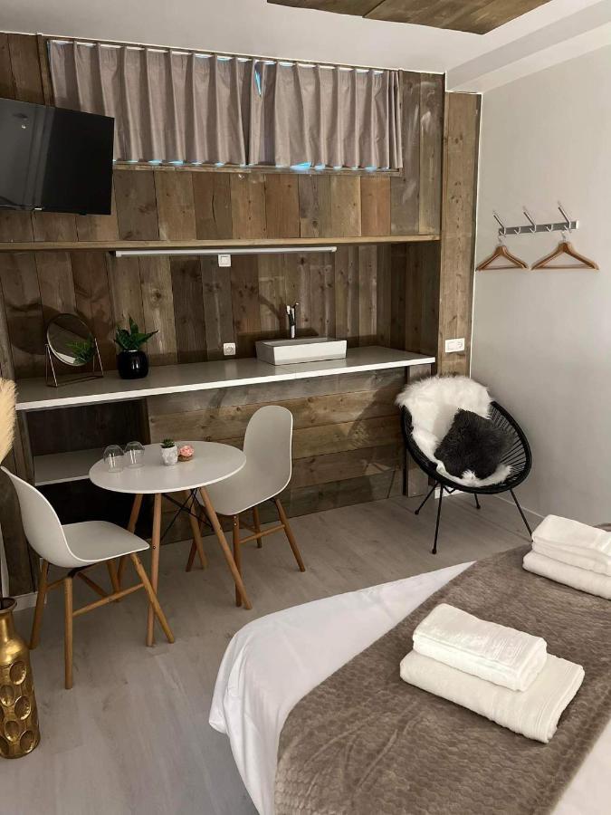 Ruime Luxe Kamer In Centrum Brugge Met Badkamer! Zewnętrze zdjęcie